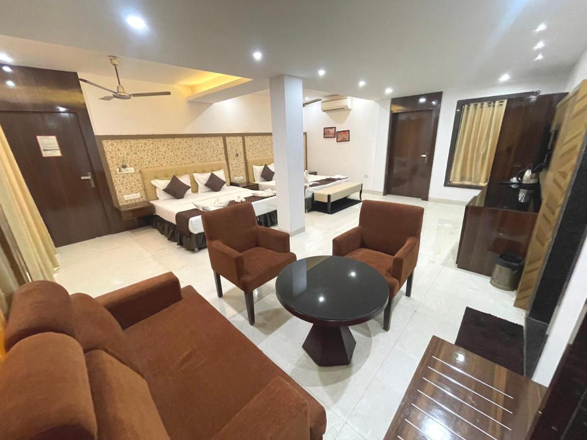 Hotel Goa Continental Arpora Exterior foto