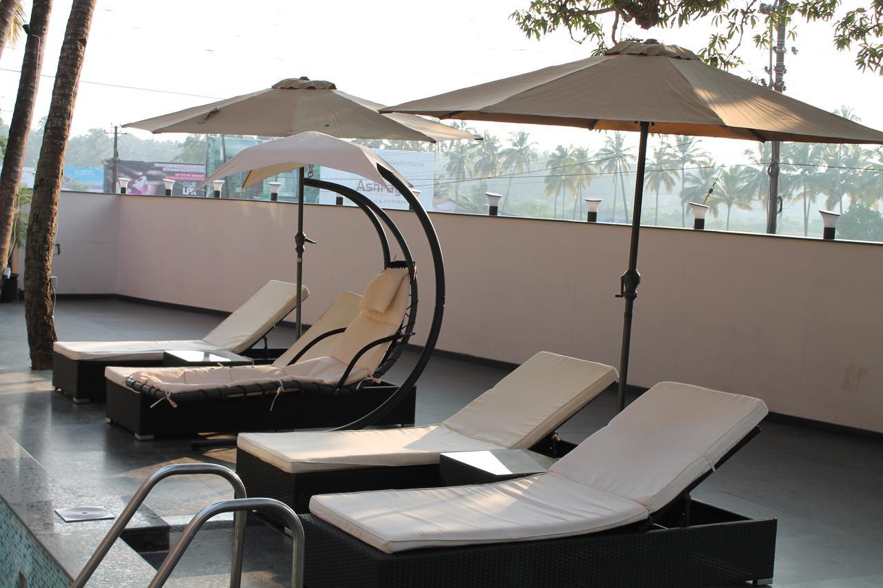 Hotel Goa Continental Arpora Exterior foto